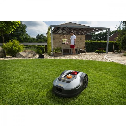 Riwall PRO RRM 650 APP - Akkumulátoros robotfűnyíró 600 m2, WiFi és Bluetooth vezérlési lehetőséggel (3913008934)