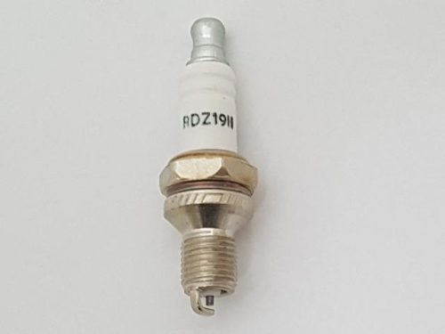 Gyújtógyertya Champion RDZ19H mtd, ryobi