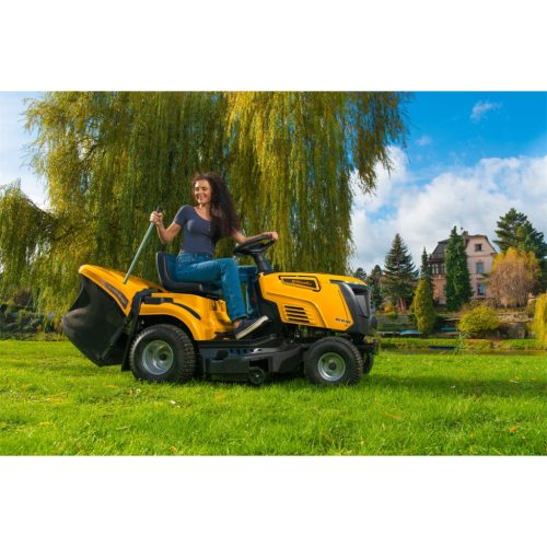 Riwall Pro RLT 86 TRD - fűnyírótraktor 86 cm hátsó kidobással és mechanikus váltóval (TK13G2601005B)
